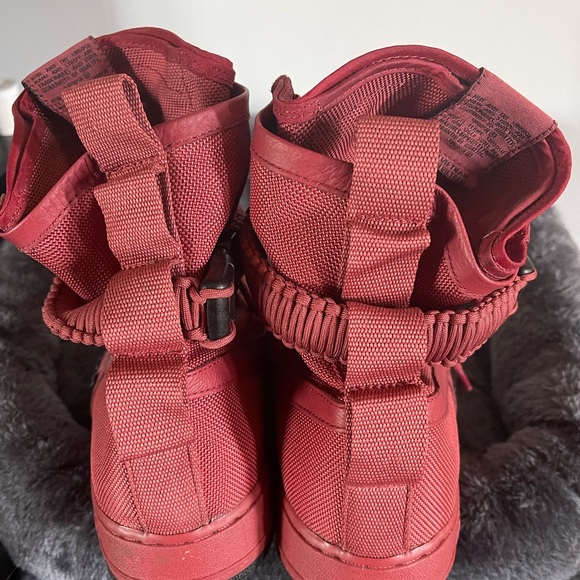 Nike Airforce 1 Cedar Rare Size 12 - Picture 2 of 3